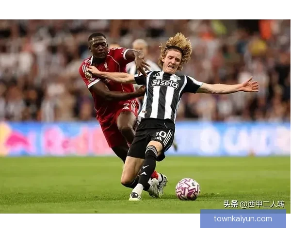 鲁本·迪亚斯状态回暖，表现稳健为球队防线提供保障